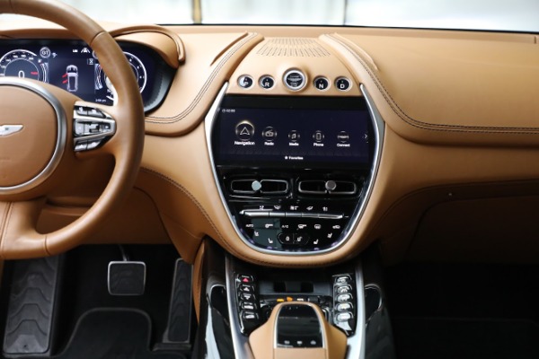 Used 2021 Aston Martin DBX for sale Sold at Bugatti of Greenwich in Greenwich CT 06830 20