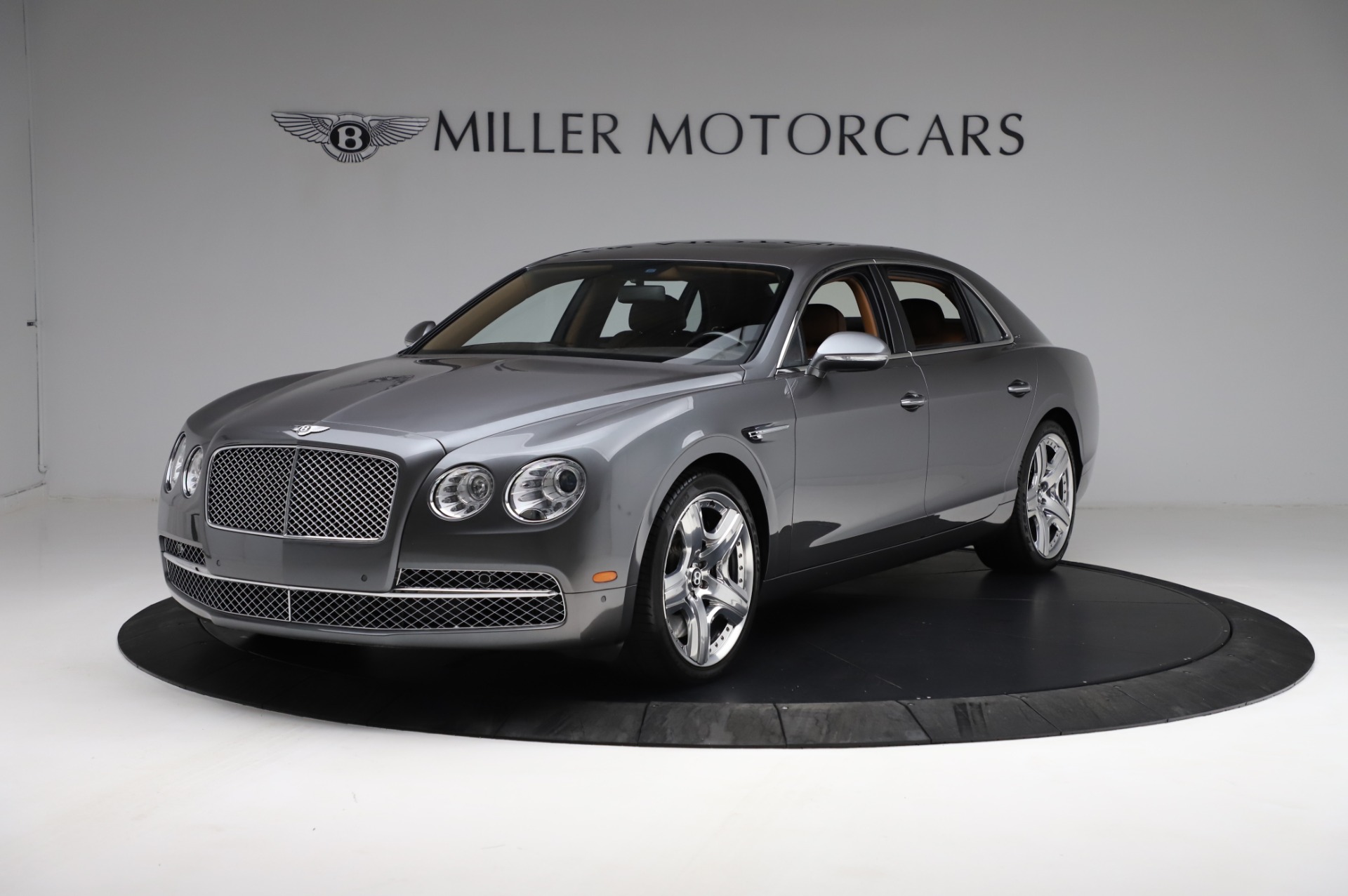 Used 2014 Bentley Flying Spur W12 for sale $109,900 at Bugatti of Greenwich in Greenwich CT 06830 1