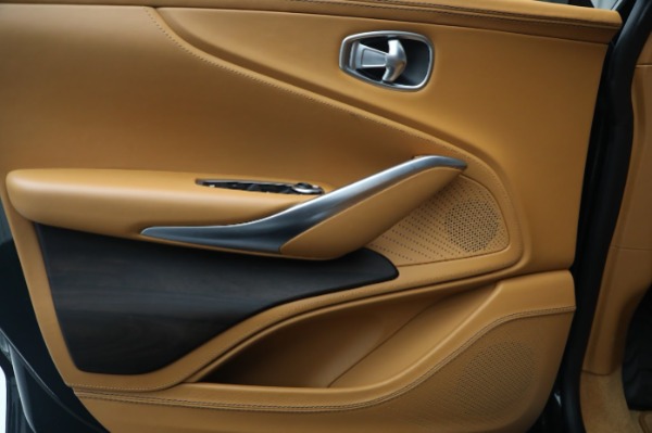 New 2021 Aston Martin DBX for sale $214,986 at Bugatti of Greenwich in Greenwich CT 06830 18