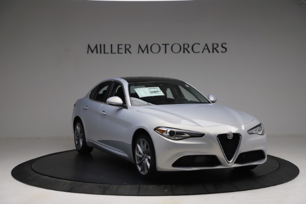 New 2021 Alfa Romeo Giulia Q4 for sale Sold at Bugatti of Greenwich in Greenwich CT 06830 12