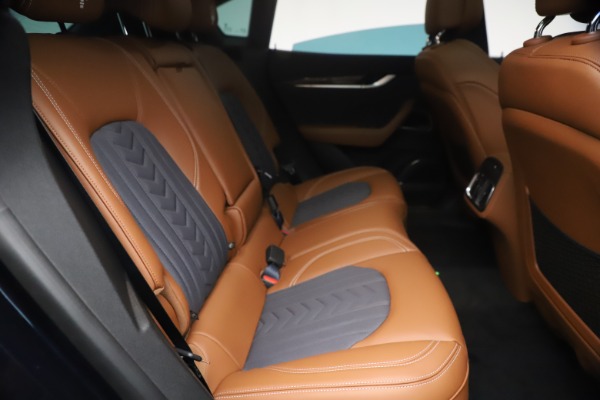 New 2021 Maserati Levante Q4 GranLusso for sale $93,385 at Bugatti of Greenwich in Greenwich CT 06830 24