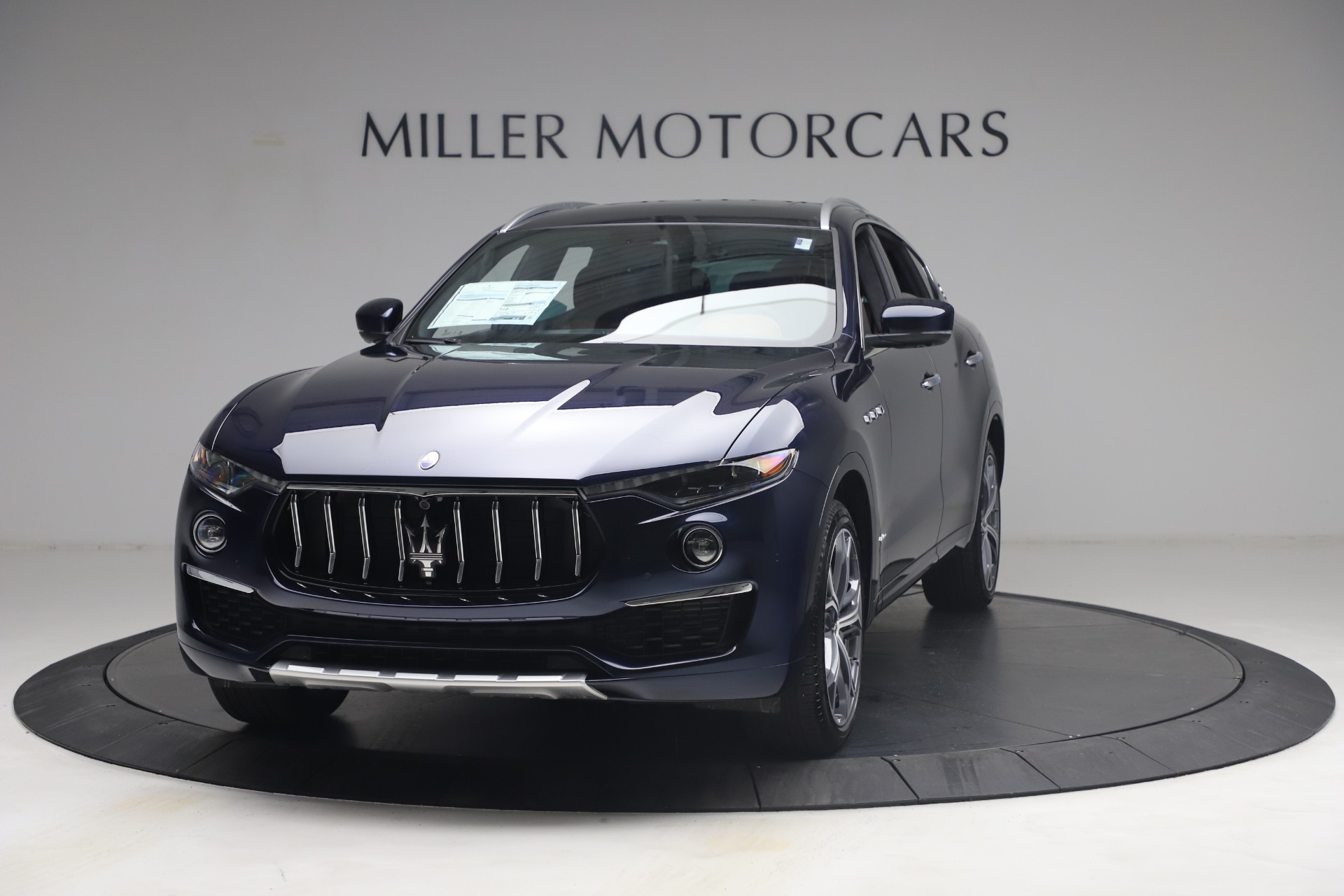 New 2021 Maserati Levante Q4 GranLusso for sale $93,385 at Bugatti of Greenwich in Greenwich CT 06830 1