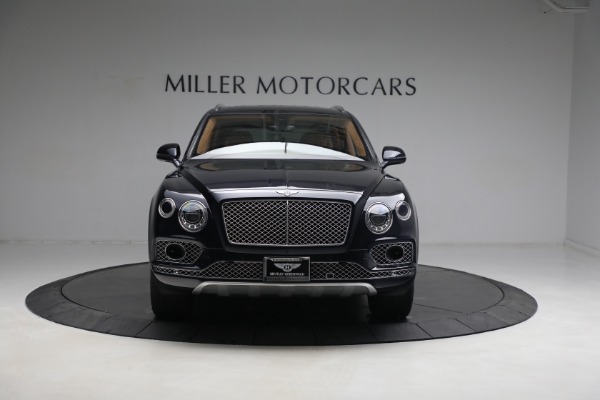 Used 2018 Bentley Bentayga W12 Signature for sale $109,900 at Bugatti of Greenwich in Greenwich CT 06830 12