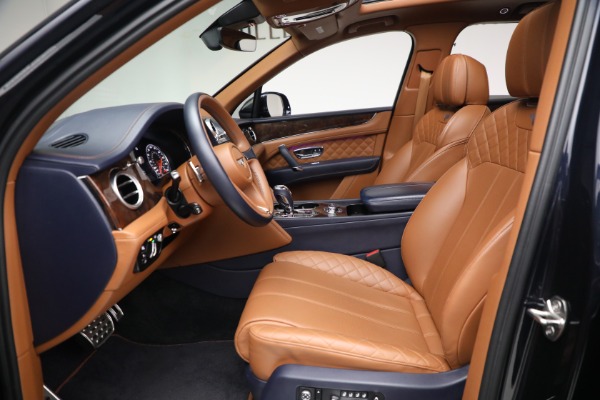 Used 2018 Bentley Bentayga W12 Signature for sale $109,900 at Bugatti of Greenwich in Greenwich CT 06830 18