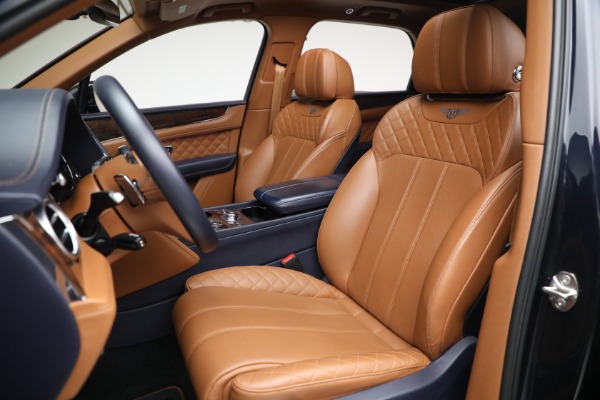 Used 2018 Bentley Bentayga W12 Signature for sale $109,900 at Bugatti of Greenwich in Greenwich CT 06830 19