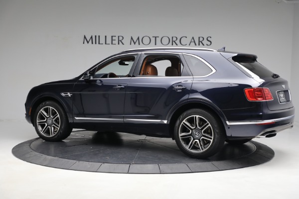 Used 2018 Bentley Bentayga W12 Signature for sale Sold at Bugatti of Greenwich in Greenwich CT 06830 4
