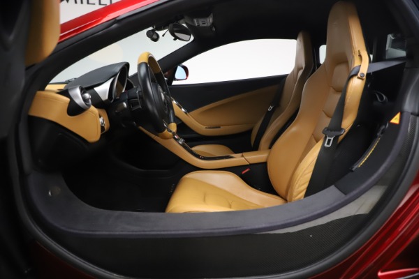 Used 2012 McLaren MP4-12C for sale Sold at Bugatti of Greenwich in Greenwich CT 06830 16