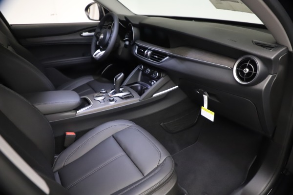 New 2021 Alfa Romeo Stelvio Ti for sale $51,955 at Bugatti of Greenwich in Greenwich CT 06830 19