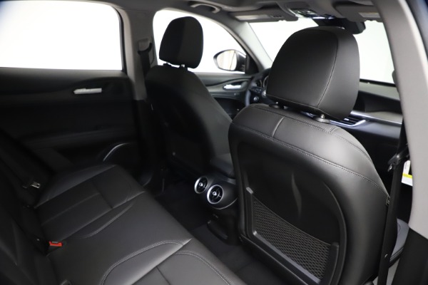 New 2021 Alfa Romeo Stelvio Ti for sale $51,955 at Bugatti of Greenwich in Greenwich CT 06830 21