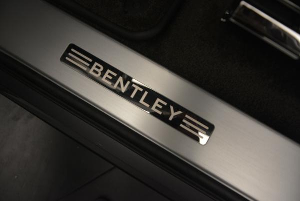 Used 2017 Bentley Bentayga W12 for sale Sold at Bugatti of Greenwich in Greenwich CT 06830 24
