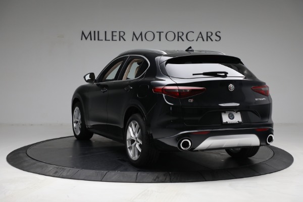 New 2021 Alfa Romeo Stelvio Ti Lusso Q4 for sale Sold at Bugatti of Greenwich in Greenwich CT 06830 5