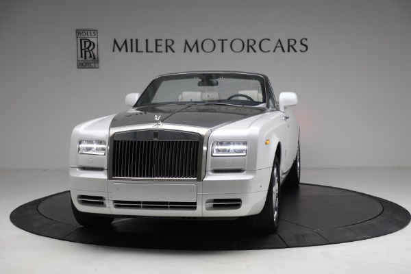 Used 2017 Rolls-Royce Phantom Drophead Coupe for sale Sold at Bugatti of Greenwich in Greenwich CT 06830 2