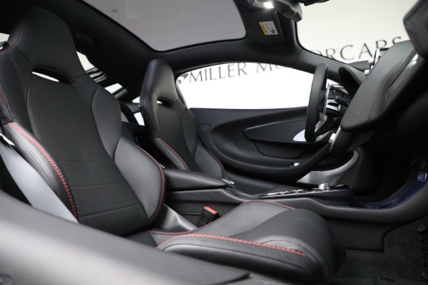 New 2021 McLaren GT Luxe for sale Sold at Bugatti of Greenwich in Greenwich CT 06830 23