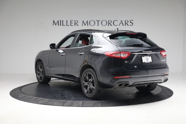 Used 2018 Maserati Levante GranSport for sale Sold at Bugatti of Greenwich in Greenwich CT 06830 4