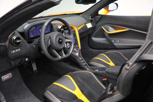 New 2021 McLaren 720S Spider for sale $378,110 at Bugatti of Greenwich in Greenwich CT 06830 24