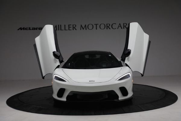 New 2021 McLaren GT Luxe for sale $217,205 at Bugatti of Greenwich in Greenwich CT 06830 13