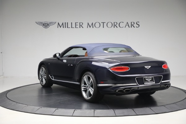 Used 2021 Bentley Continental GTC V8 for sale Sold at Bugatti of Greenwich in Greenwich CT 06830 17
