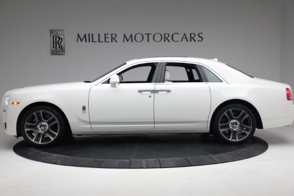 Used 2017 Rolls-Royce Ghost for sale Sold at Bugatti of Greenwich in Greenwich CT 06830 3