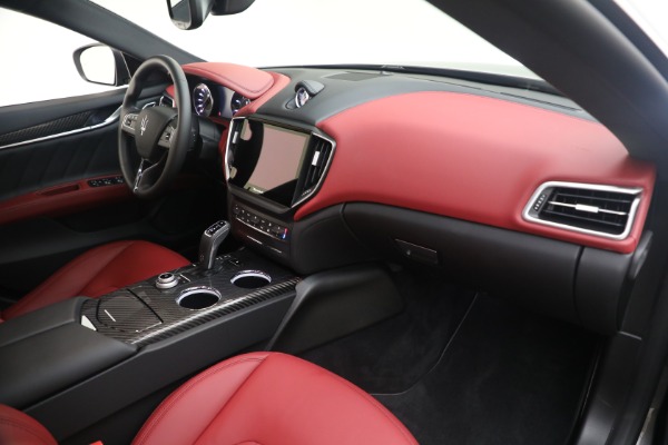 New 2021 Maserati Ghibli SQ4 GranLusso for sale Sold at Bugatti of Greenwich in Greenwich CT 06830 21