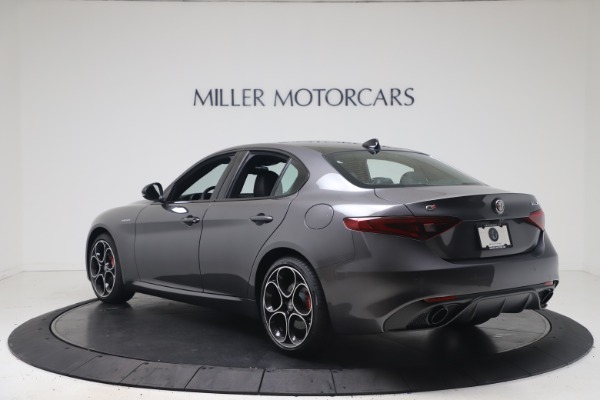 New 2022 Alfa Romeo Giulia Veloce for sale Sold at Bugatti of Greenwich in Greenwich CT 06830 5