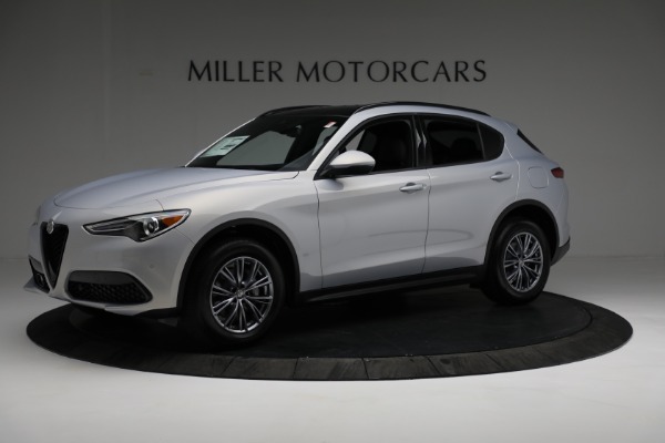 New 2022 Alfa Romeo Stelvio Sprint for sale Sold at Bugatti of Greenwich in Greenwich CT 06830 2