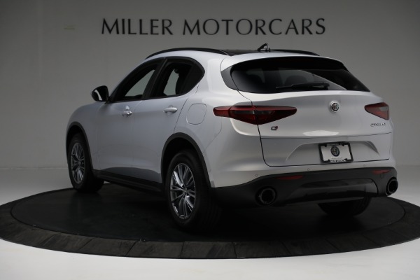 New 2022 Alfa Romeo Stelvio Sprint for sale Sold at Bugatti of Greenwich in Greenwich CT 06830 5