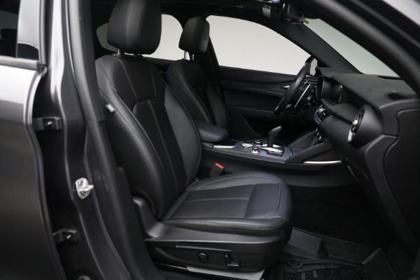 New 2022 Alfa Romeo Stelvio Sprint for sale $52,305 at Bugatti of Greenwich in Greenwich CT 06830 13