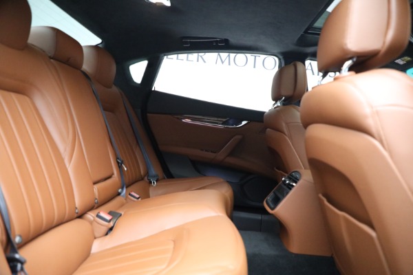 Used 2014 Maserati Quattroporte S Q4 for sale Sold at Bugatti of Greenwich in Greenwich CT 06830 20