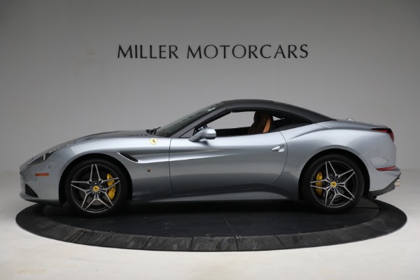 Used 2017 Ferrari California T for sale Sold at Bugatti of Greenwich in Greenwich CT 06830 15