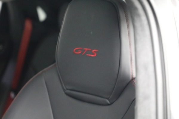 Used 2021 Porsche Cayenne GTS Coupe for sale Sold at Bugatti of Greenwich in Greenwich CT 06830 17
