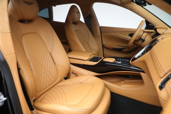 Used 2021 Aston Martin DBX for sale $212,786 at Bugatti of Greenwich in Greenwich CT 06830 22