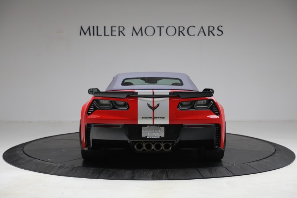 Used 2015 Chevrolet Corvette Z06 for sale Sold at Bugatti of Greenwich in Greenwich CT 06830 18