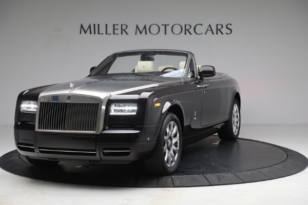 Used 2015 Rolls-Royce Phantom Drophead Coupe for sale Sold at Bugatti of Greenwich in Greenwich CT 06830 1