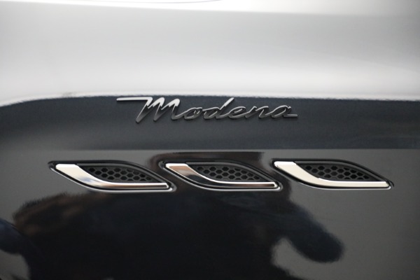 New 2022 Maserati Ghibli Modena Q4 for sale Sold at Bugatti of Greenwich in Greenwich CT 06830 17