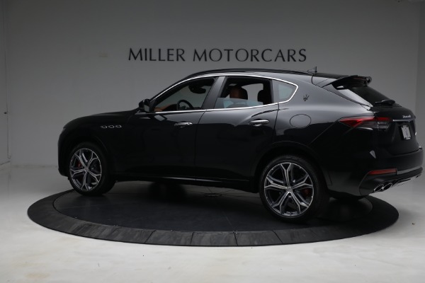 New 2022 Maserati Levante Modena for sale Sold at Bugatti of Greenwich in Greenwich CT 06830 4