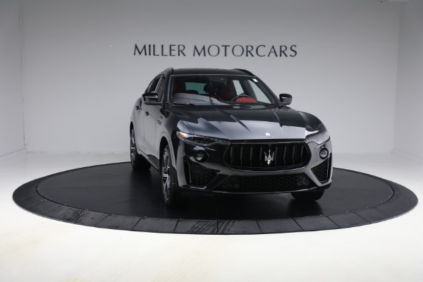 New 2022 Maserati Levante Modena for sale $113,375 at Bugatti of Greenwich in Greenwich CT 06830 14