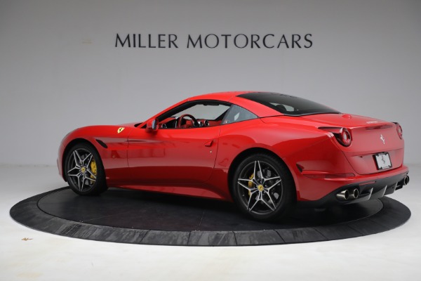 Used 2017 Ferrari California T for sale Sold at Bugatti of Greenwich in Greenwich CT 06830 16