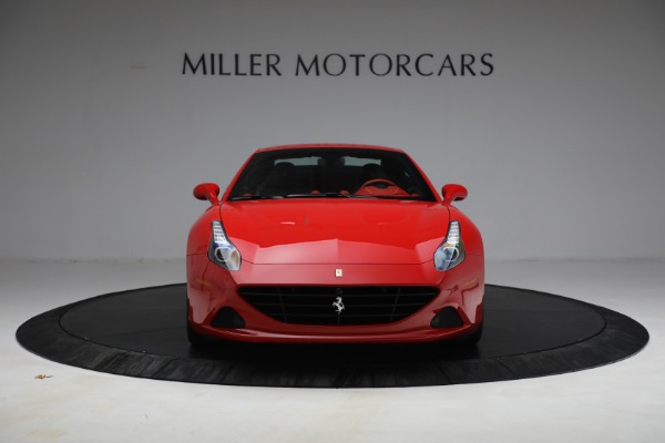 Used 2017 Ferrari California T for sale Sold at Bugatti of Greenwich in Greenwich CT 06830 24