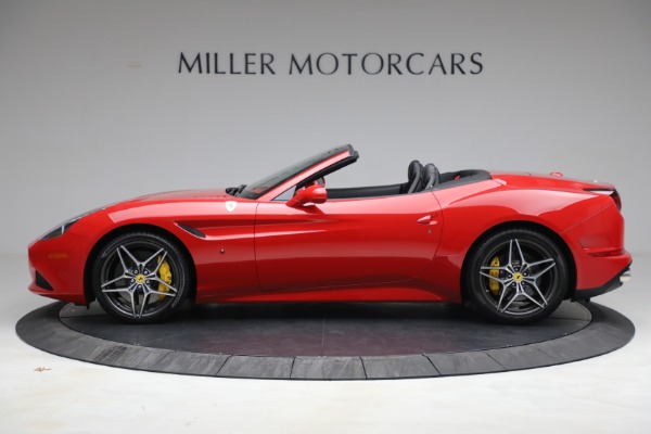 Used 2017 Ferrari California T for sale Sold at Bugatti of Greenwich in Greenwich CT 06830 3