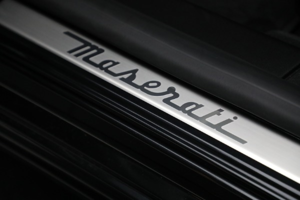 New 2022 Maserati Ghibli Modena Q4 for sale $81,815 at Bugatti of Greenwich in Greenwich CT 06830 21