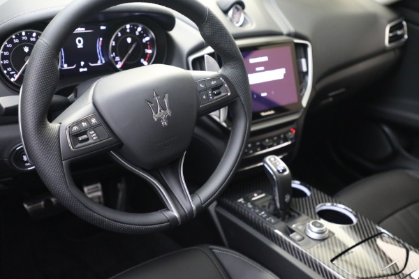 New 2022 Maserati Ghibli Modena Q4 for sale Sold at Bugatti of Greenwich in Greenwich CT 06830 14