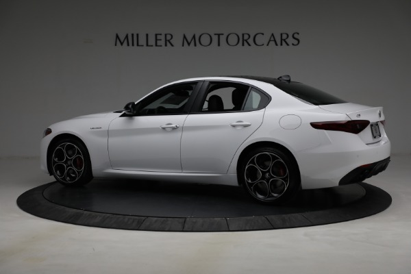 New 2022 Alfa Romeo Giulia Veloce for sale Sold at Bugatti of Greenwich in Greenwich CT 06830 4