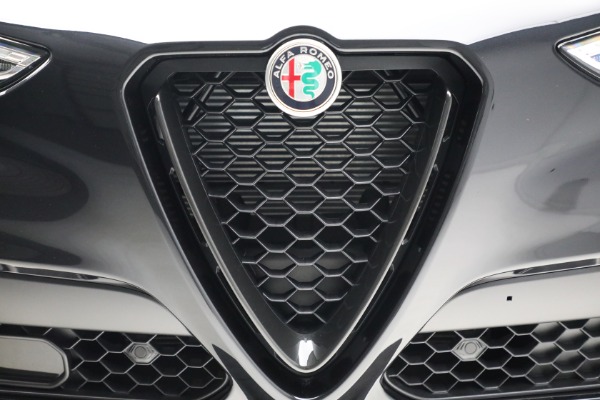 New 2022 Alfa Romeo Stelvio Veloce for sale Sold at Bugatti of Greenwich in Greenwich CT 06830 27