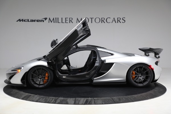 Used 2015 McLaren P1 for sale $1,825,000 at Bugatti of Greenwich in Greenwich CT 06830 15