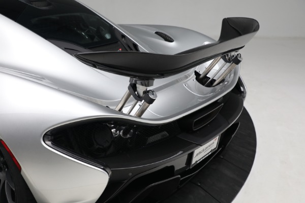 Used 2015 McLaren P1 for sale $1,825,000 at Bugatti of Greenwich in Greenwich CT 06830 18