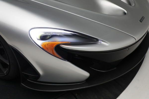 Used 2015 McLaren P1 for sale $1,795,000 at Bugatti of Greenwich in Greenwich CT 06830 28