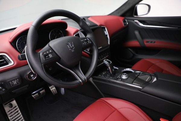 New 2022 Maserati Ghibli Modena Q4 for sale $99,755 at Bugatti of Greenwich in Greenwich CT 06830 12
