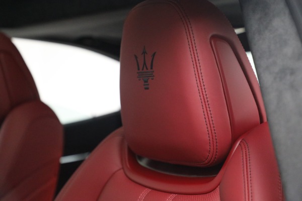New 2022 Maserati Ghibli Modena Q4 for sale $99,755 at Bugatti of Greenwich in Greenwich CT 06830 15