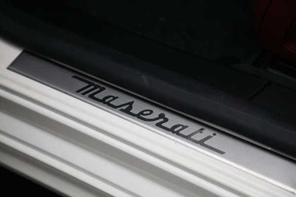 New 2022 Maserati Ghibli Modena Q4 for sale Sold at Bugatti of Greenwich in Greenwich CT 06830 18