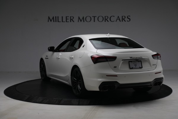 New 2022 Maserati Ghibli Modena Q4 for sale Sold at Bugatti of Greenwich in Greenwich CT 06830 5